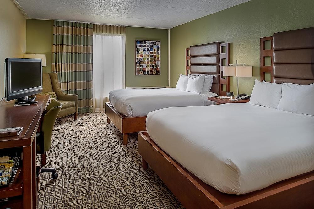 Doubletree By Hilton Collinsville/St.Louis Exterior photo