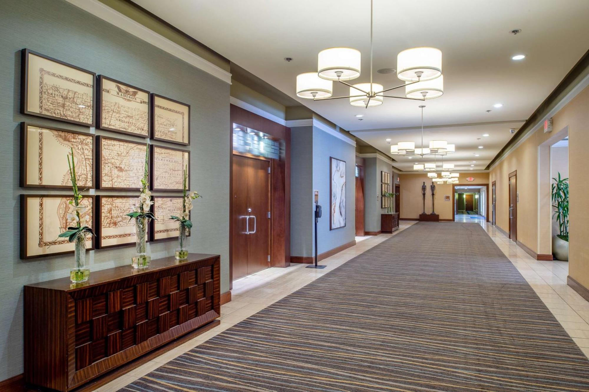 Doubletree By Hilton Collinsville/St.Louis Exterior photo