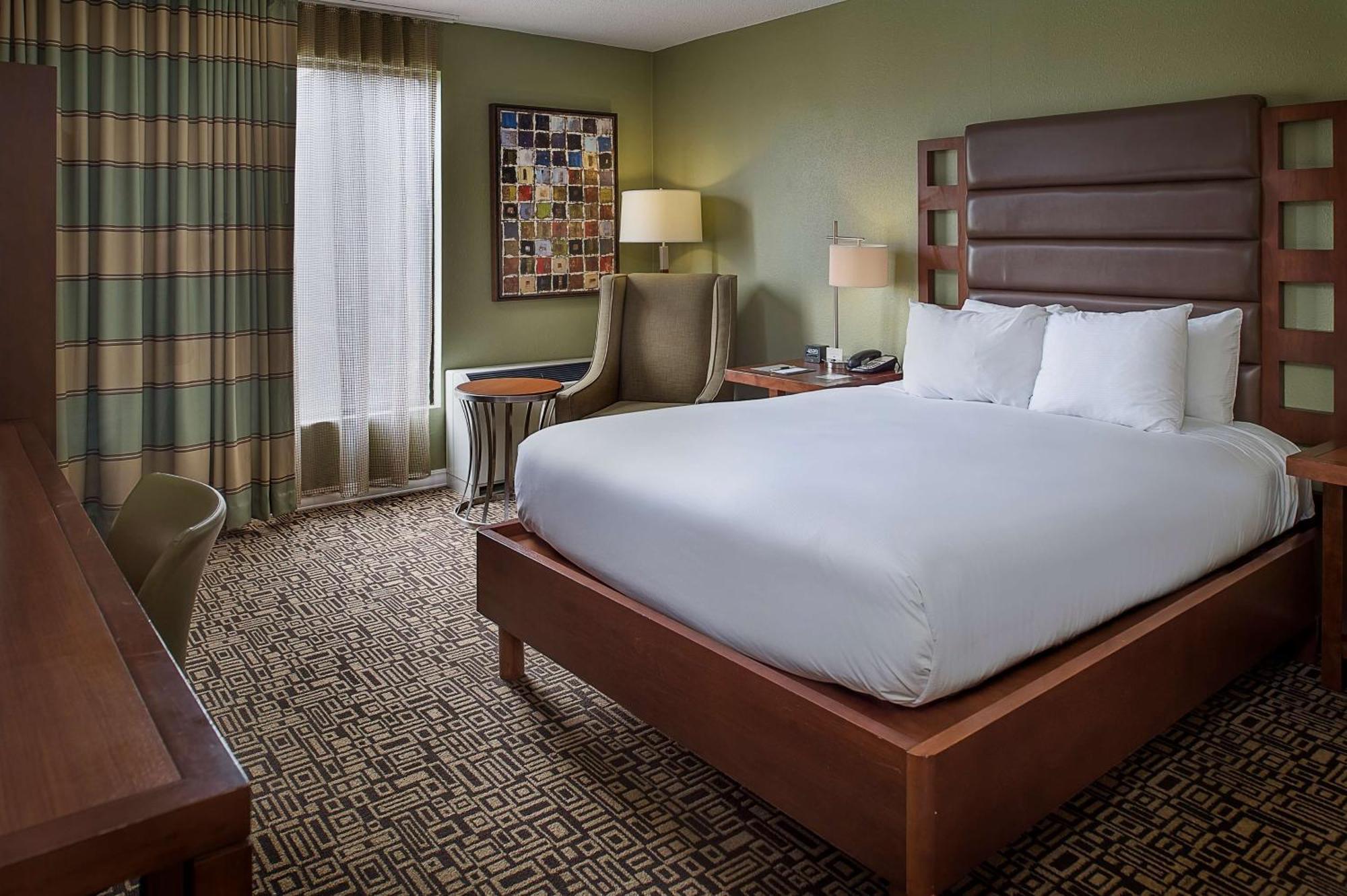 Doubletree By Hilton Collinsville/St.Louis Exterior photo