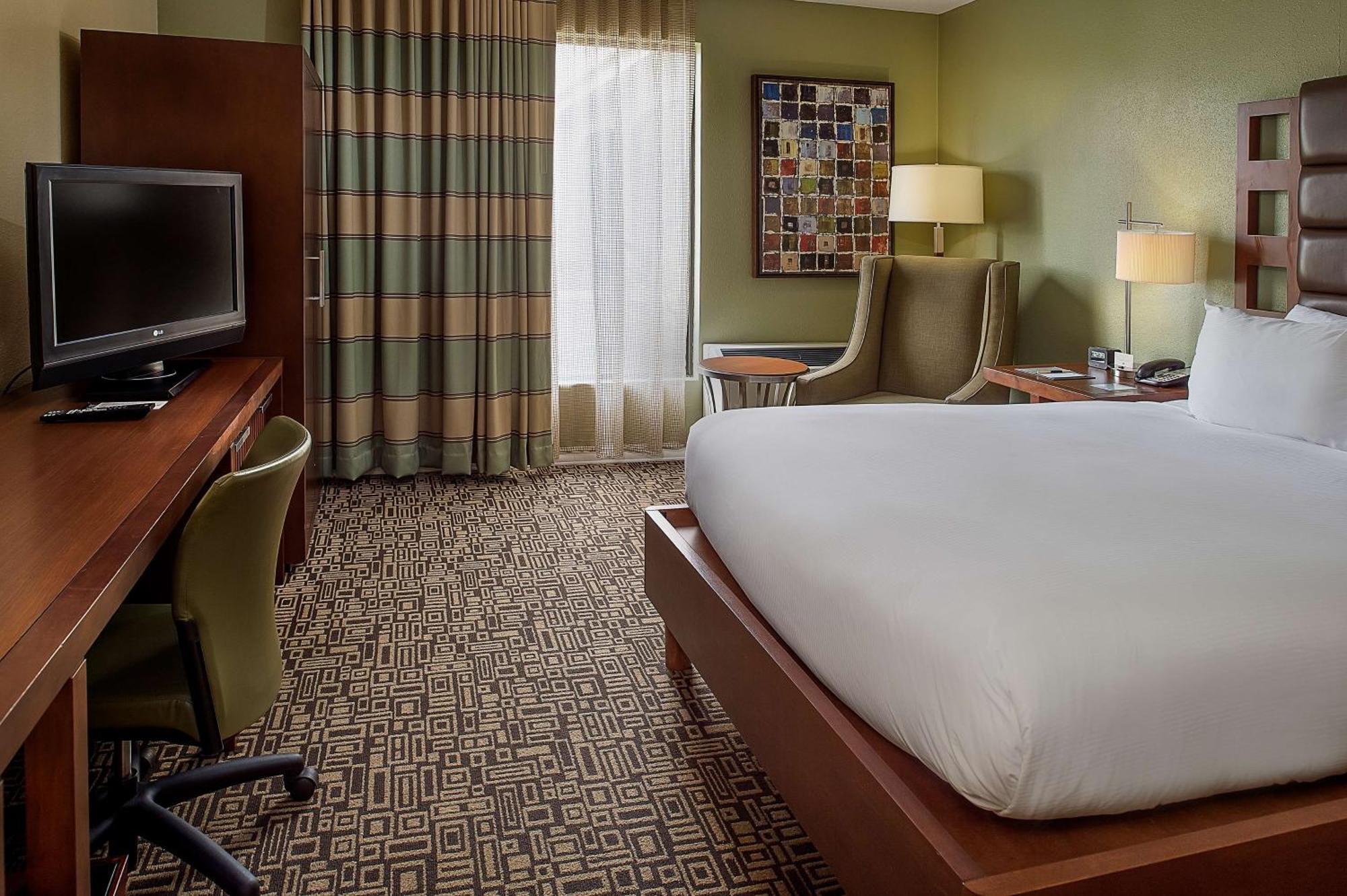 Doubletree By Hilton Collinsville/St.Louis Exterior photo