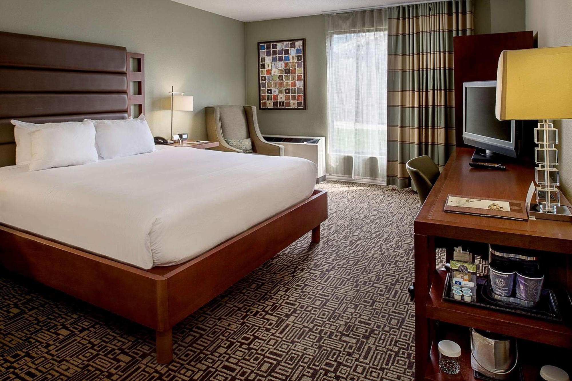 Doubletree By Hilton Collinsville/St.Louis Exterior photo